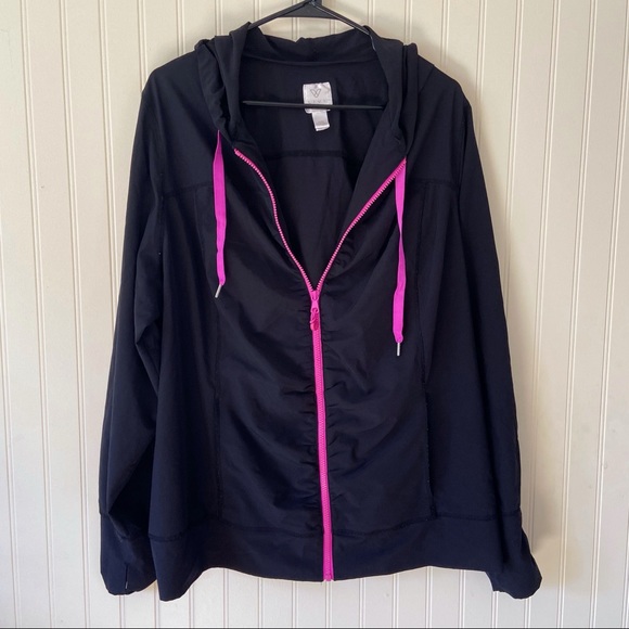 livi active jacket